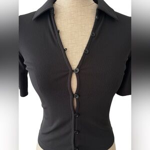 DE BASE Ribbed Button Down Polo Shirt